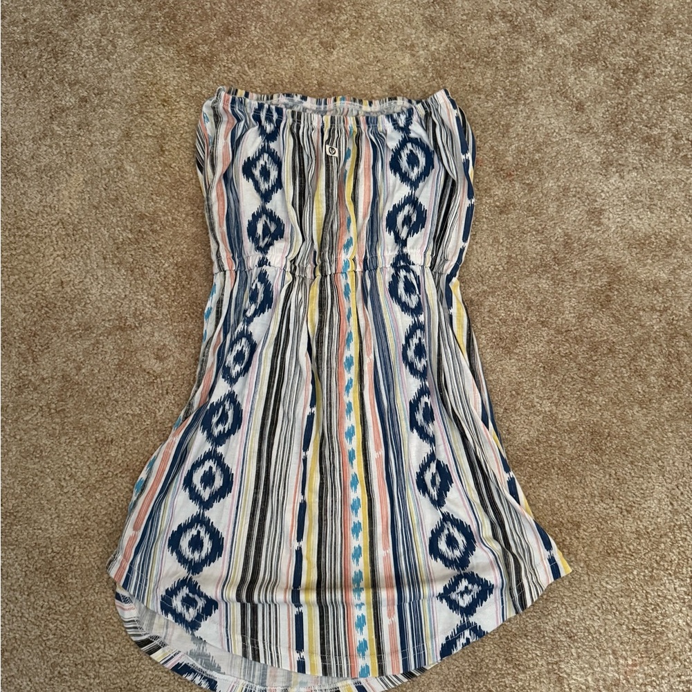 Dress - Picture 3 of 3